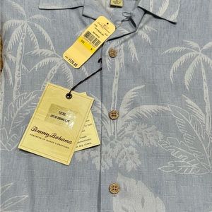 Tommy Bahama Short Sleeve M Blue Shirt. City of Dreams Camp.Perfect Father’s Day